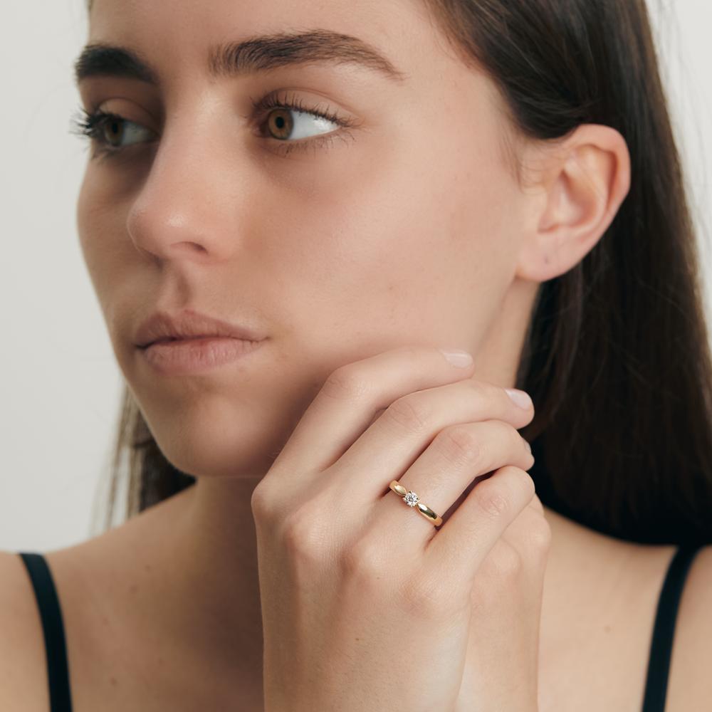 Solitärring 750/18 K gult guld diamant 0.20 ct, w-si