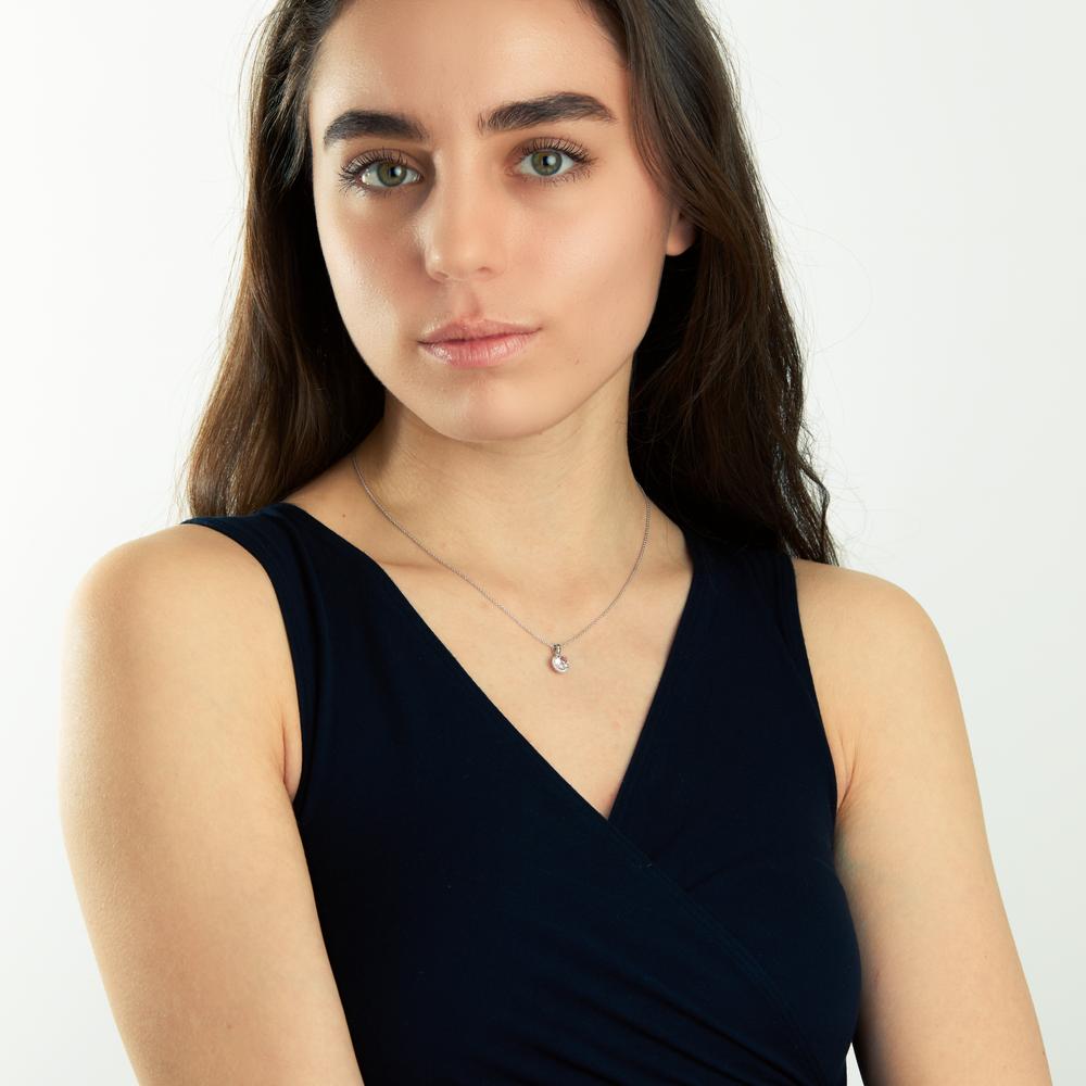 Collier 750/18 K vitguld Morganit, diamant 0.06 ct, w-si 42-45 cm