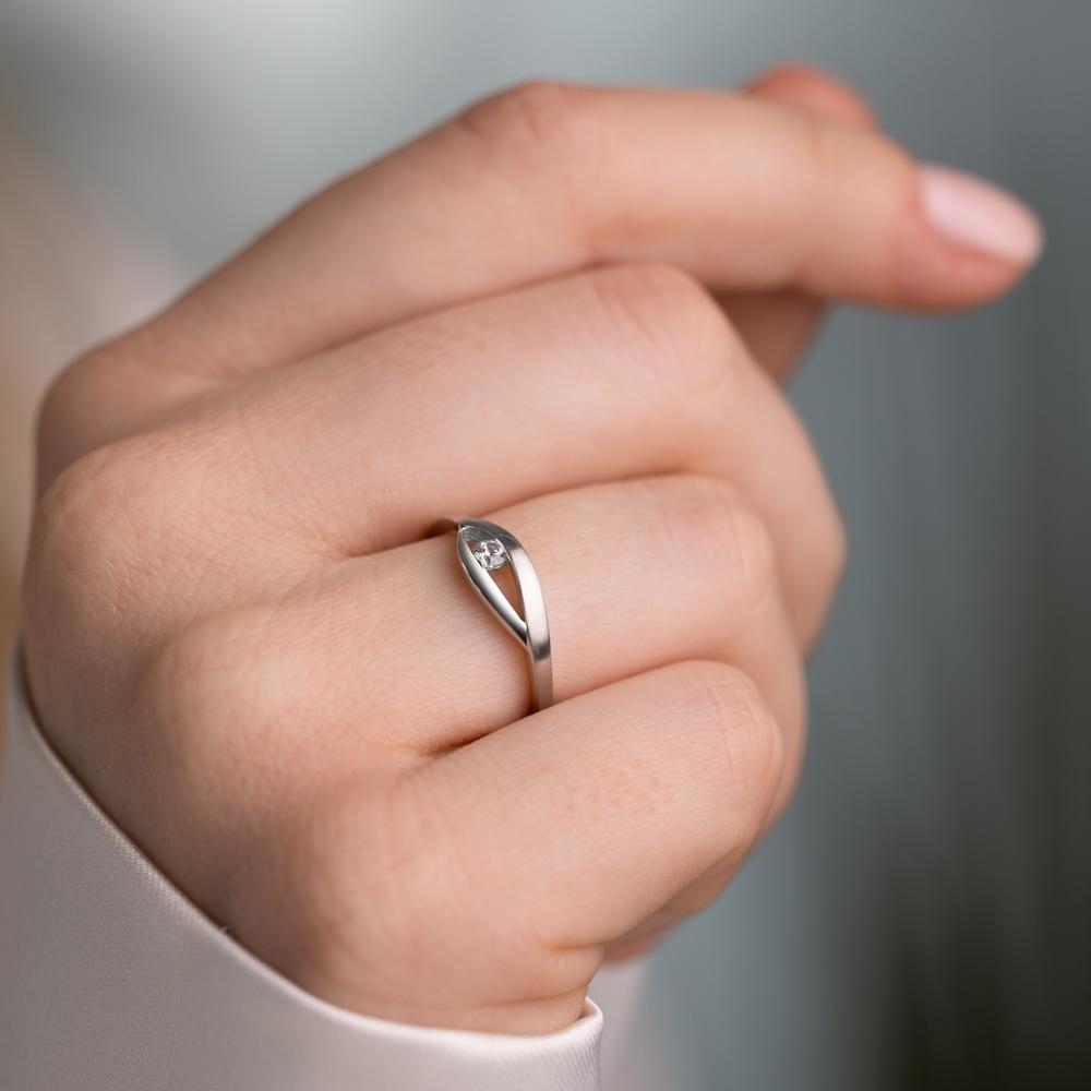 Finger ring 375/9 K vitguld Zirkoniumoxid