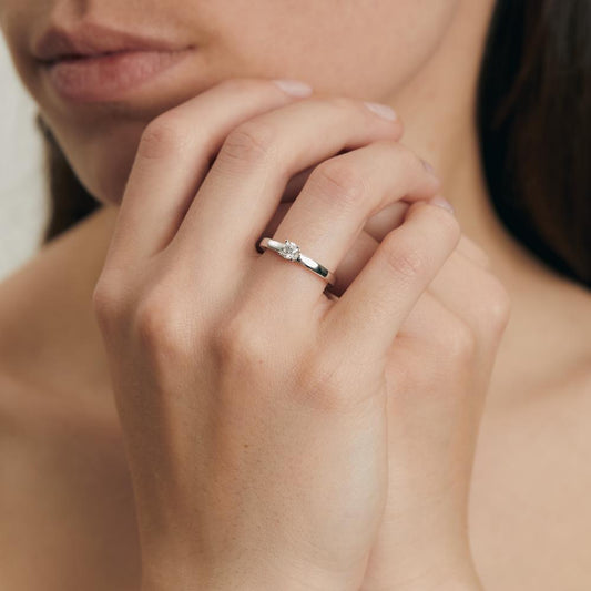 Solitärring 750/18 K vitguld [Diamant] [weiss], 0.25 ct, [Brillant], w-si