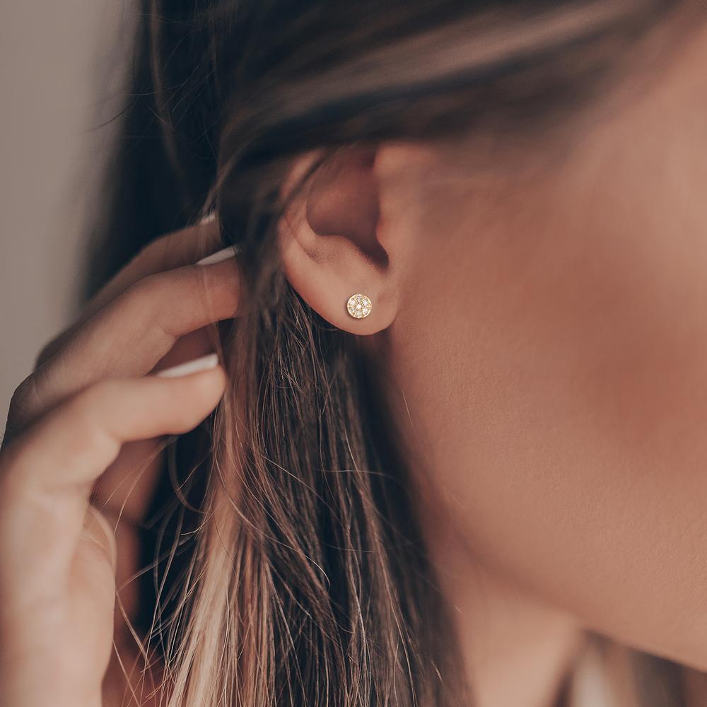 Örhängen med knoppar 585/14 K gult guld diamant 0.05 ct, 14 stenar, w-si Ø3.5 mm
