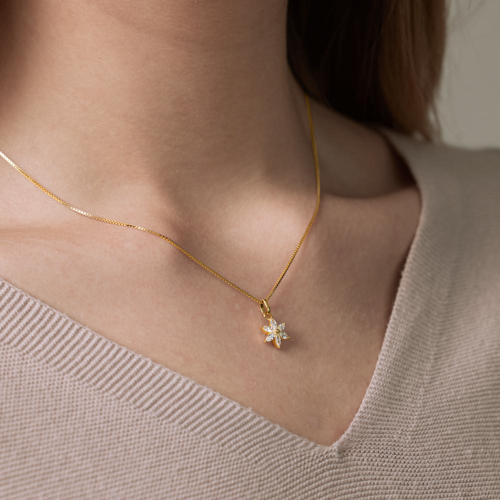 Hängsmycke 375/9 K gult guld Zirkoniumoxid 6 stenar blomma Ø9.5 mm