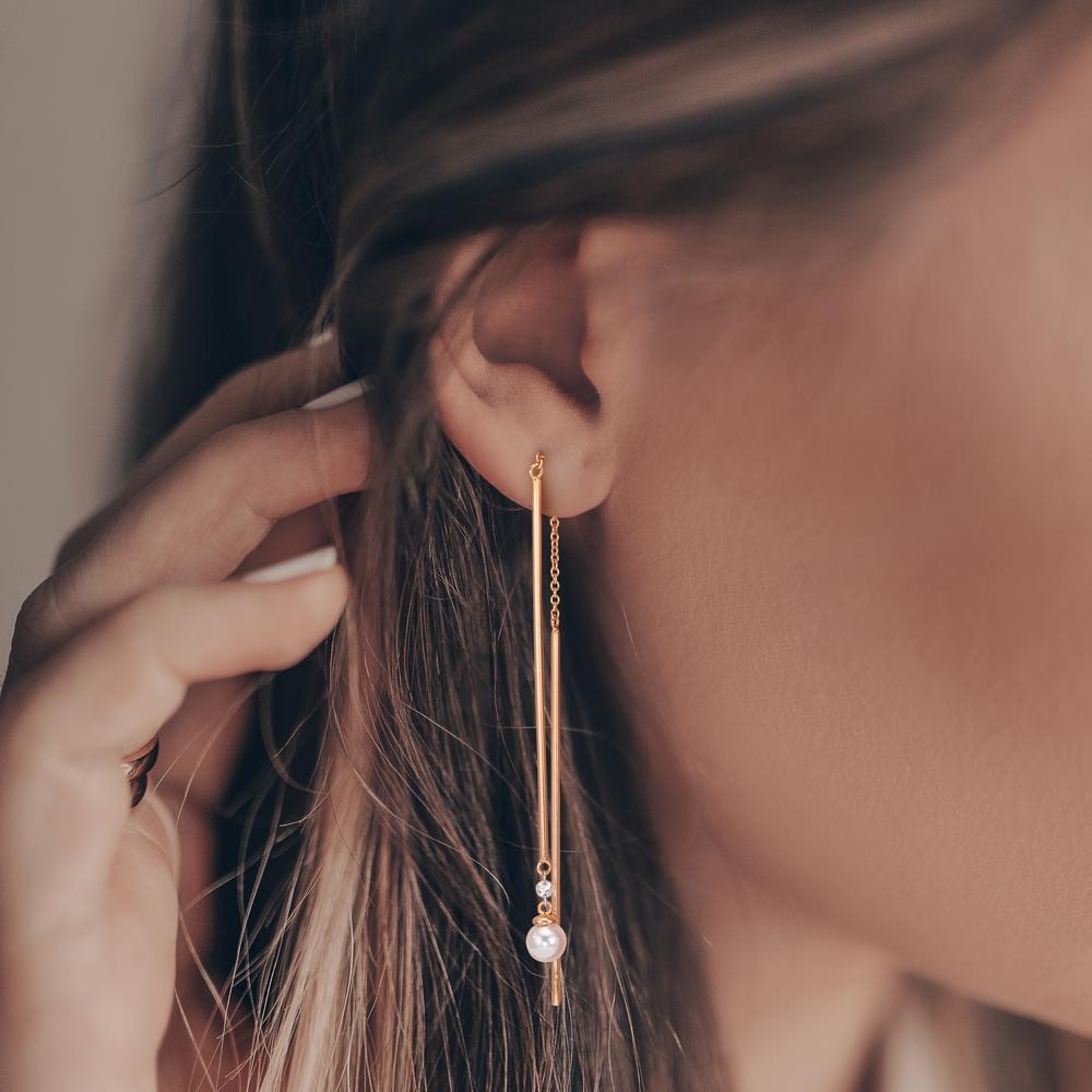 Genomdragbara örhängen 750/18 K rött guld diamant 0.06 ct, 2 stenar, tw-si [Akoya Perlen], 2 Pärlor, 4.5 mm