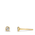 Örhängen med knoppar 375/9 K gult guld Zirkoniumoxid 2 stenar Ø3.5 mm