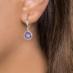 Örhängen antiallergisk Zirkoniumoxid violett, 2 stenar, 8 mm