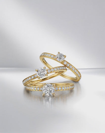 Solitärring 750/18 K gult guld diamant vit, 0.30 ct, [Brillant], w-si, diamant vit, 0.20 ct, 18 stenar, [Brillant], w-si
